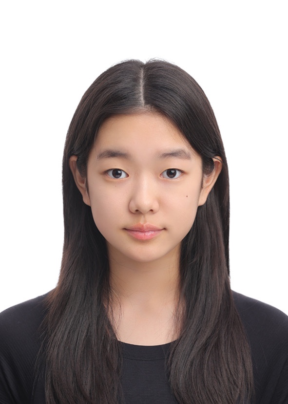 Portrait of Elisa Min